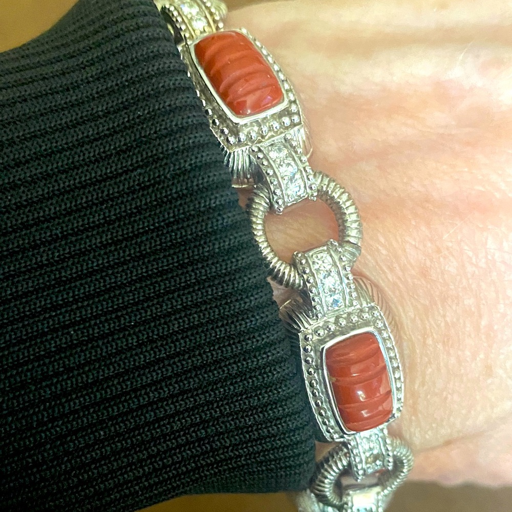 Classy Judith Ripka  Link Bracelet with Red jasper Stone Accents🍒❤️‍🔥